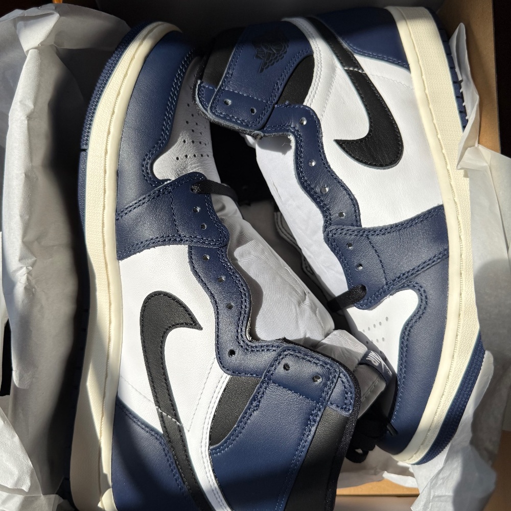 AIR JORDAN 1 RETRO HIGH OG MIDNIGHT NAVY